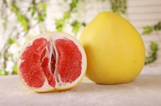 红心柚和葡萄柚的区别是什么?红心柚与葡萄柚的区别介绍!！