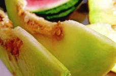 哺乳期可以吃白兰瓜吗?准妈妈们为了身体健康可以这样吃白兰瓜!