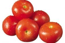 西红柿生吃有什么好处？告诉你西红柿生着吃好还是熟吃好！