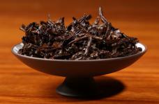 普洱茶现在多少钱一斤?你知道生普洱和熟普洱的区别吗?