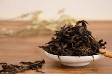岩茶属于什么茶？它是半发酵乌龙茶，竟然还是乌龙茶的鼻祖！