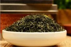 毛尖属于什么茶？它是绿茶的一种，有着诸多作用，带你走进毛尖茶!