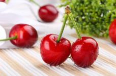 “百果第一枝”樱桃有哪些营养功效？食用樱桃竟然有这么多好处！